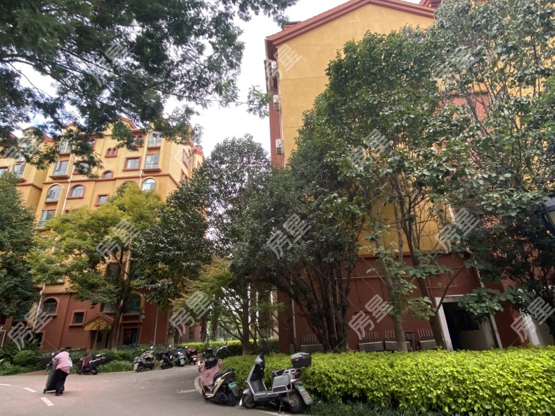 5室2廳2陽(yáng)臺(tái) 格拉斯香水小鎮(zhèn)其他