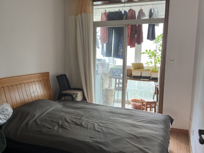 2室2廳2陽(yáng)臺(tái) 江東鳴翠園東區(qū)