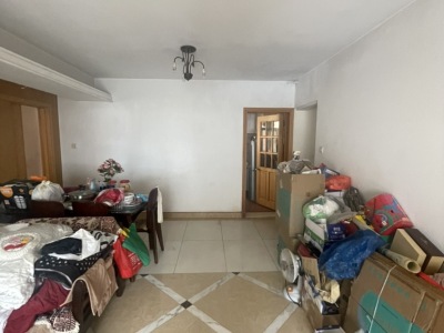 3室1廳1陽臺(tái) 富春大廈