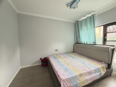 3室2廳2陽臺 萬科銀海泊岸汐望