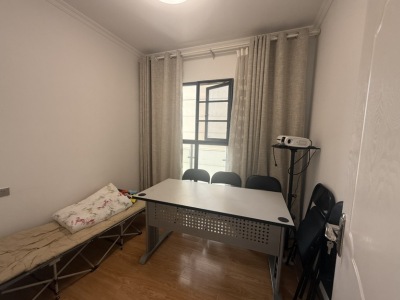 3室2廳1陽(yáng)臺(tái) 新希望希望匯