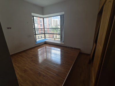 3室2廳1陽臺 經(jīng)典雙城一期