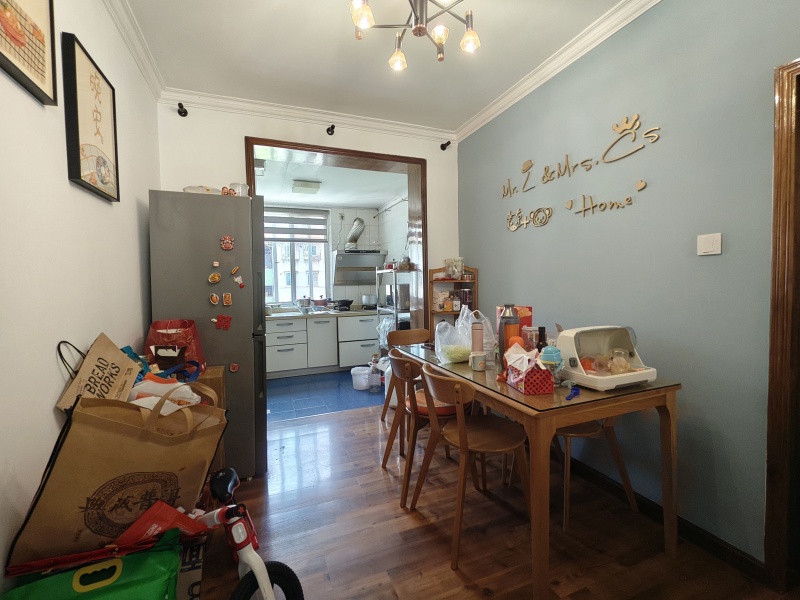 3室2廳1陽臺 檢驗檢疫局餐廳