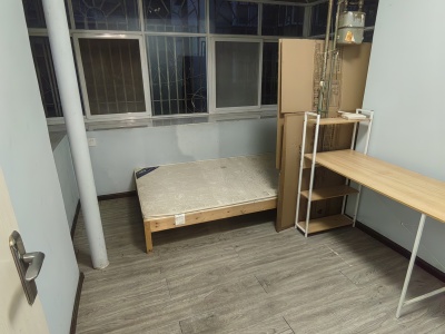 2室1廳2陽臺 春光小區(qū)臥室