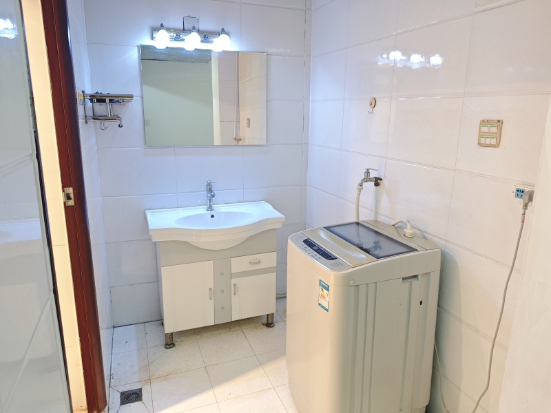 3室2廳 溪畔麗景其他