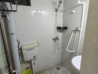 2室1廳2陽臺 春光小區(qū)衛(wèi)生間