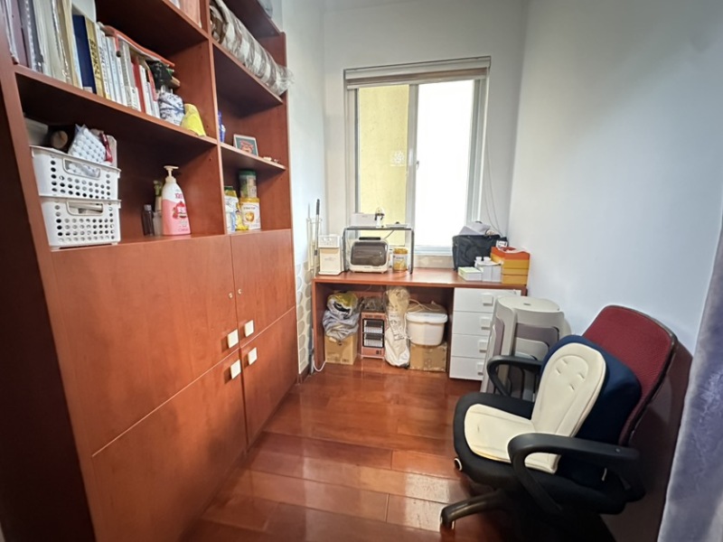 3室2廳2陽臺(tái) 盛世豪庭四期書房