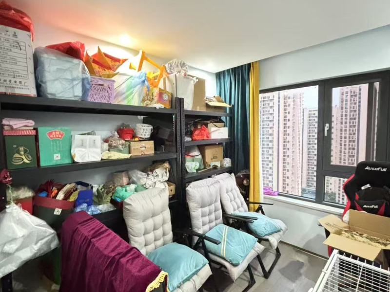 4室2廳3陽(yáng)臺(tái) 林肯公園三期臥室