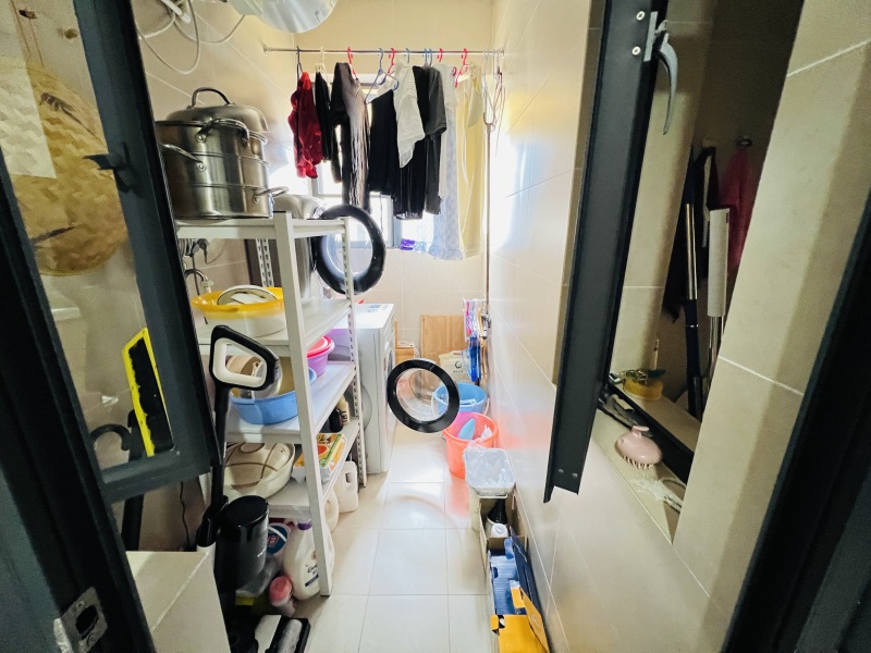 3室2廳1陽(yáng)臺(tái) 南亞未來(lái)城陽(yáng)臺(tái)