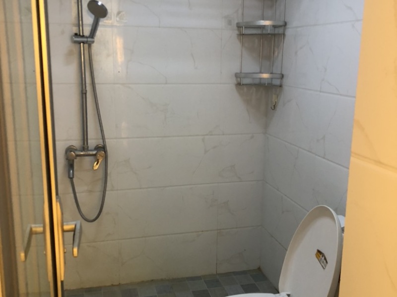 2室2廳 萬裕花園衛(wèi)生間