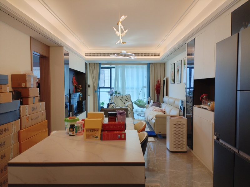 3室2廳2陽臺 萬科500里結(jié)海廬客廳