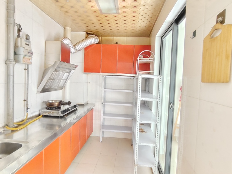 3室2廳2陽臺 假日城市廚房