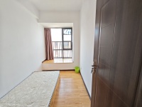 3室2廳2陽臺(tái) 鑫金花園臥室