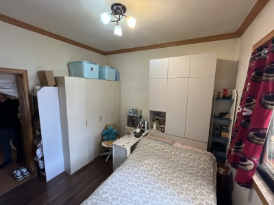 3室2廳2陽(yáng)臺(tái) 省委1號(hào)院臥室