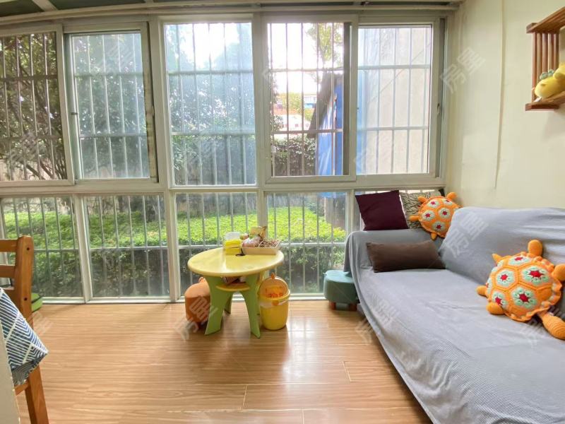 2室2廳2陽臺 西壩路283號陽臺