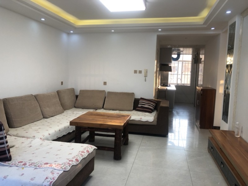 2室2廳 萬裕花園客廳