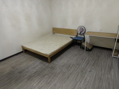 2室1廳2陽臺 春光小區(qū)臥室