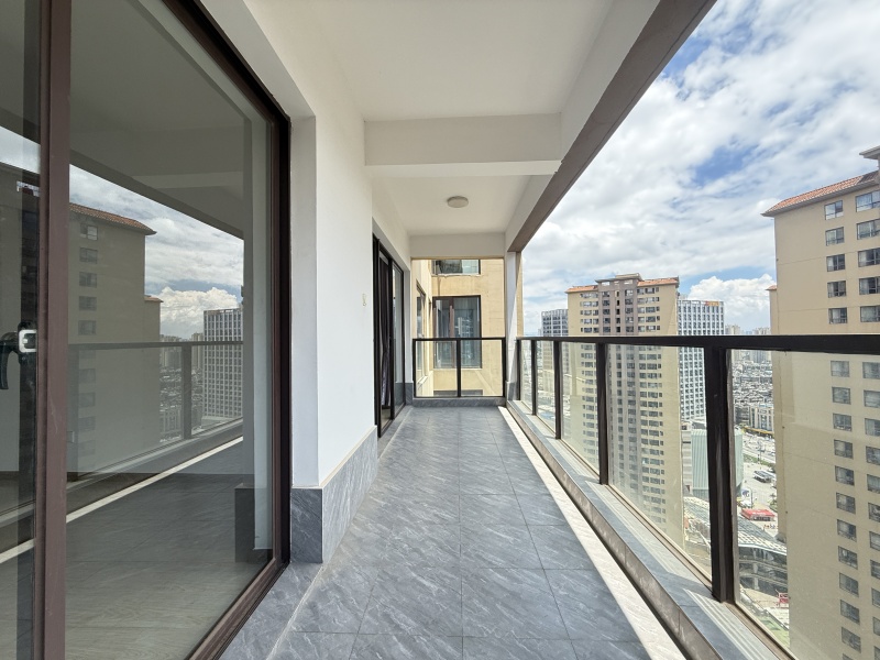 4室2廳2陽臺 瑞鼎城一期陽臺