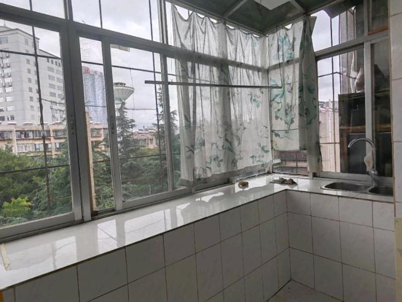 3室2廳1陽臺 西壩路283號廚房