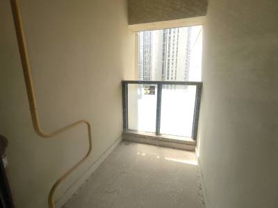 2室2廳2陽(yáng)臺(tái) 俊發(fā)城百合苑