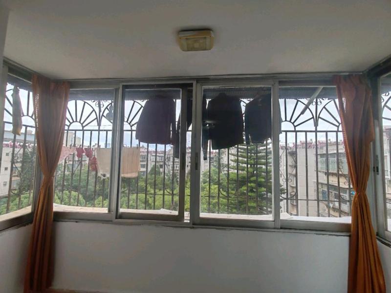 3室2廳1陽臺 西壩路283號陽臺