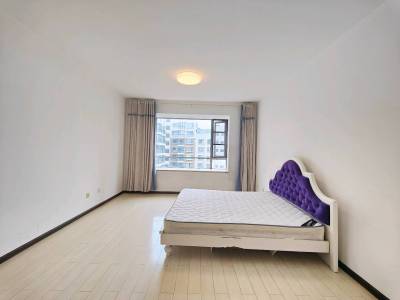 3室2廳2陽臺 中產(chǎn)風尚中心