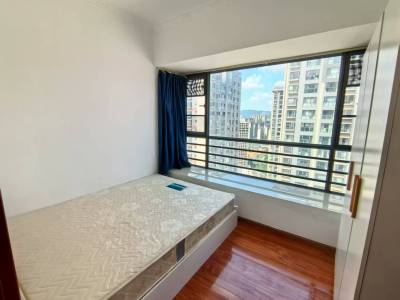 2室2廳2陽臺 譽(yù)峰峰景