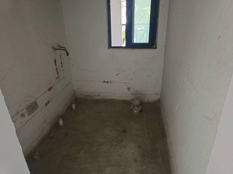 4室2廳3陽臺 俊發(fā)九夏云水4號地塊衛(wèi)生間