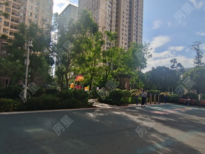 3室2廳2陽臺(tái) 北科建春城大觀一期