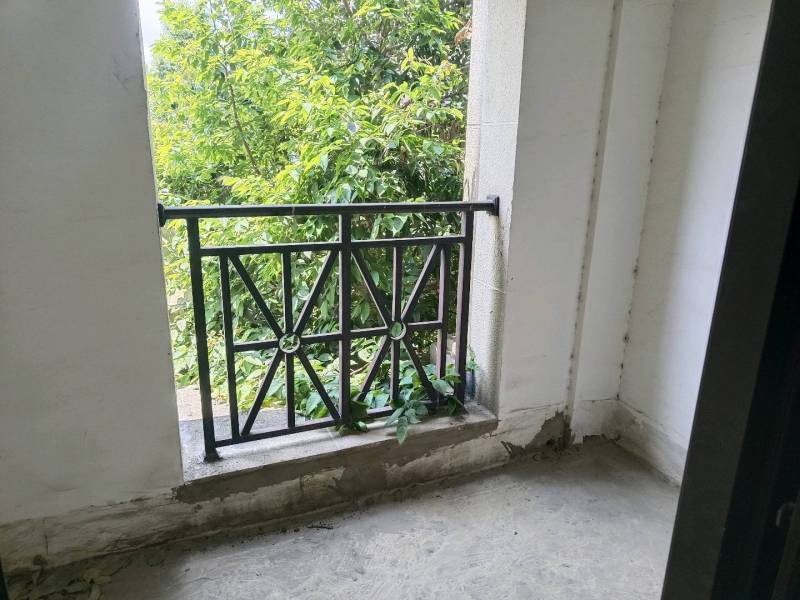 4室2廳3陽臺 俊發(fā)九夏云水4號地塊陽臺