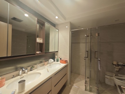 4室2廳2陽(yáng)臺(tái) 俊發(fā)逸天峰