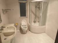 5室3廳4陽臺 湖畔之夢別墅衛(wèi)生間