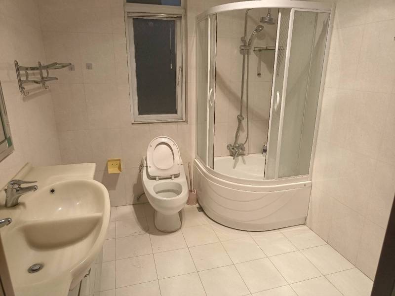 5室3廳4陽臺 湖畔之夢別墅衛(wèi)生間