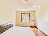 4室2廳2陽(yáng)臺(tái) 福信花園臥室