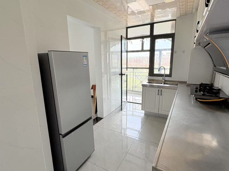 3室2廳2陽臺 新亞洲星體花園北區(qū)廚房