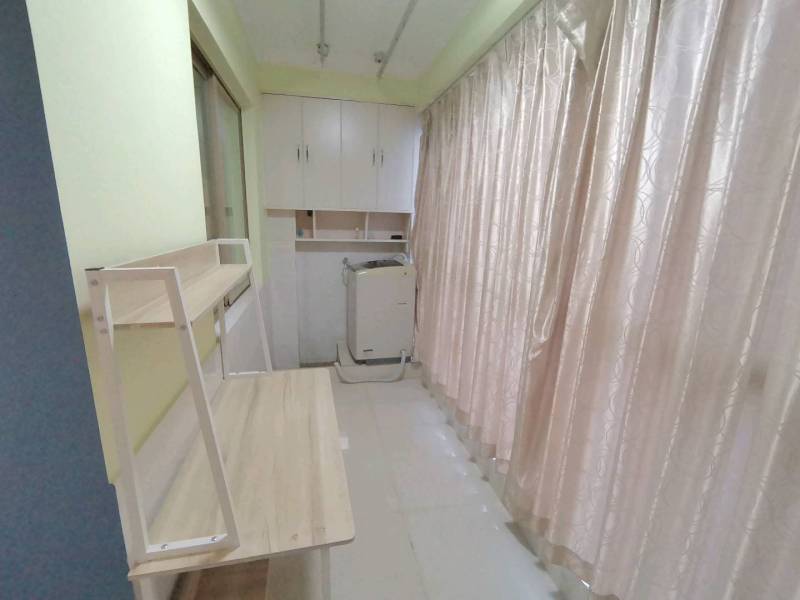 2室2廳1陽臺(tái) 同德昆明廣場(chǎng)上北區(qū)陽臺(tái)