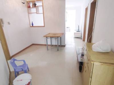 2室2廳1陽臺 新迎小區(qū)三組團