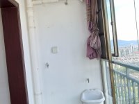 3室1廳1陽臺 銘門高第陽臺