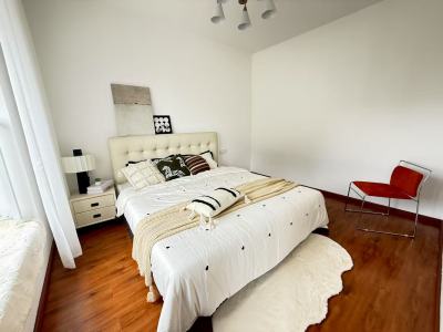 3室2廳2陽(yáng)臺(tái) 金呈北泰花園