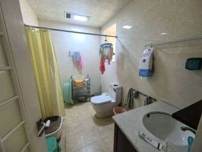 4室2廳2陽臺 江東小康城