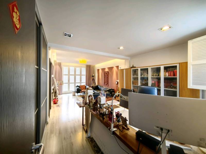 4室3廳2陽臺(tái) 云康園別墅臥室