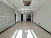 4室2廳2陽臺 金域緹香客廳