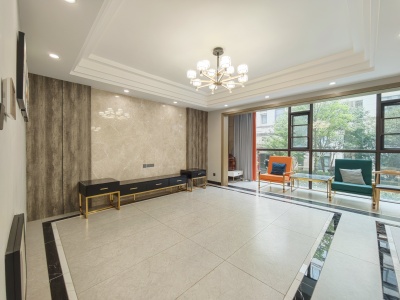 4室3廳1陽臺(tái) 中海云麓九里一期別墅客廳