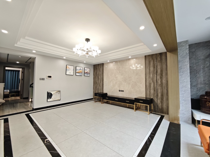 4室3廳1陽臺(tái) 中海云麓九里一期別墅客廳