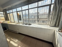 2室2廳1陽臺 嚴(yán)家地小區(qū)搬遷大院餐廳