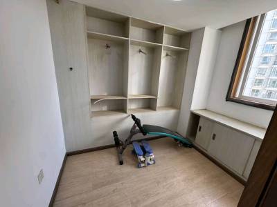 2室2廳1陽臺 中央麗城