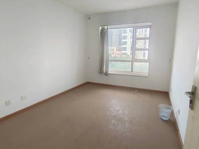 3室2廳2陽臺 百大國際花園