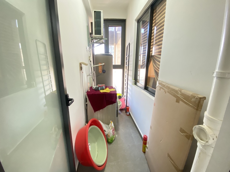 4室2廳2陽臺 江東境界陽臺