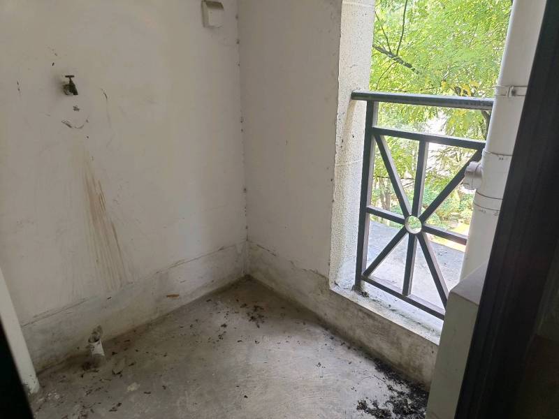 4室2廳3陽臺 俊發(fā)九夏云水4號地塊陽臺