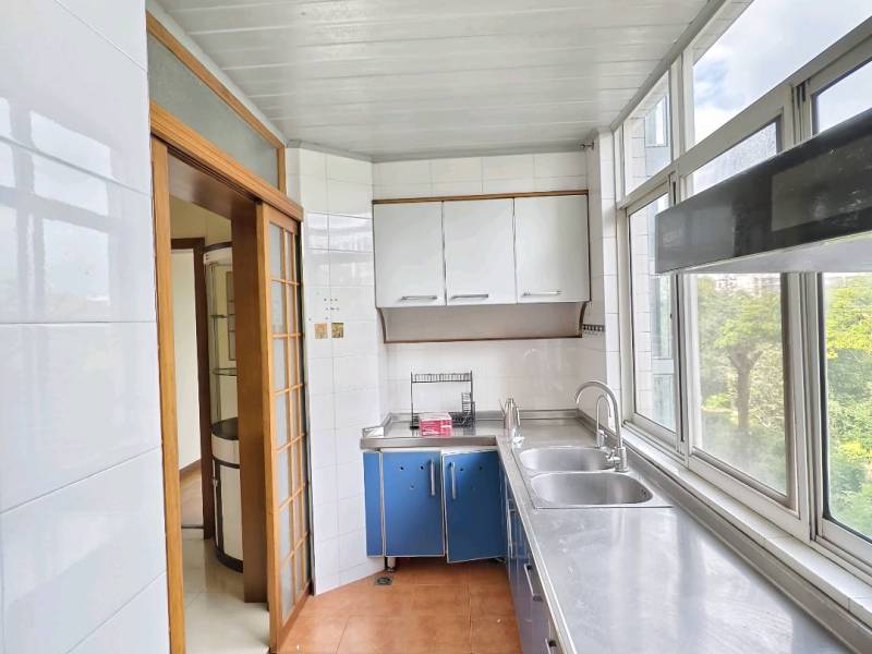 4室2廳2陽(yáng)臺(tái) 福信花園廚房